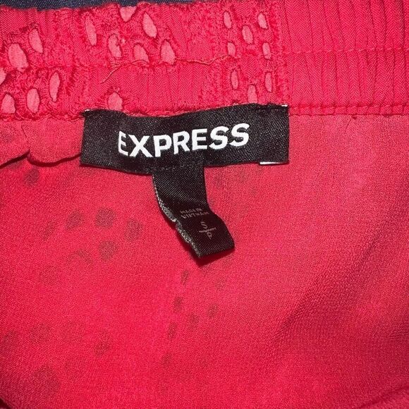 Express red pink boho eyelet top with bell sleeves size S - Picture 4 of 4